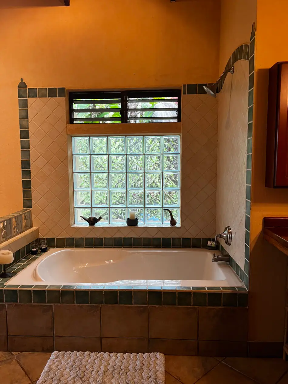 6 foot indoor bath tub