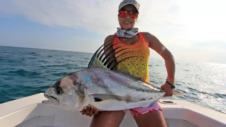 sport fishing tour in Quepos Costa Rica known for deep sea fishing