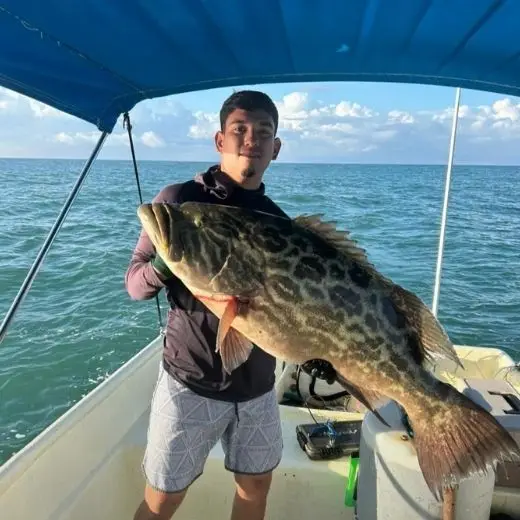 fishing tour off the coast of Dominical Costa Rica